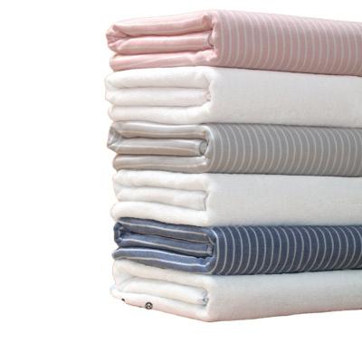 China Fashion men's and women's simple bath wraps stripe 100% cotton hotel towel bath towel sets bath towels for sale