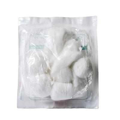 China Hot Selling Soft Touch Absorbent Ball Large Organic Medical Cotton Balls for sale