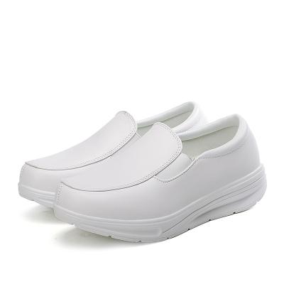 China Cushioning Wholesale Cheap Slip On Design Loafer White Comfortable Flat Casual Shoes for sale