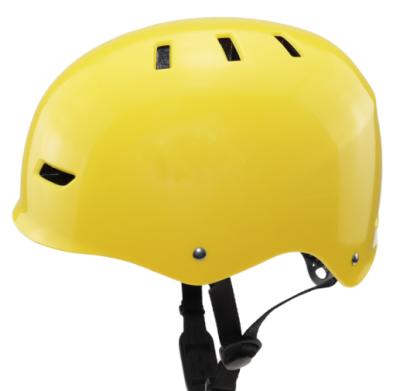 China Inregrally Molded Customized Eco-Friendly New Products Winter Shell ABS Ski Helmet Yellow With Injection Technology for sale