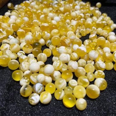 China High Quality Natural Baltic Series Pleochroic/Pleochroism White and Amber Stone 8-9mm Yellow Loose Shape Gemstone Jewelry for sale