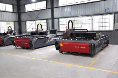 China Warranty Brass Fiber Laser Cutting Machine with 500W / 700W / 1000W Laser Source for sale