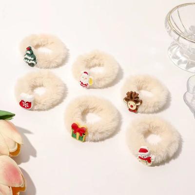 China Fashion Christmas Plush Hair Scrunchies Winter Festival Holiday Decoration Elastic Hair Scrunchies for sale