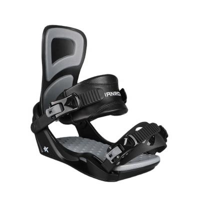 China Professional Wholesale Winter Fun Unique Design Accessories For Adults Unisex Snowboard Bindings for sale