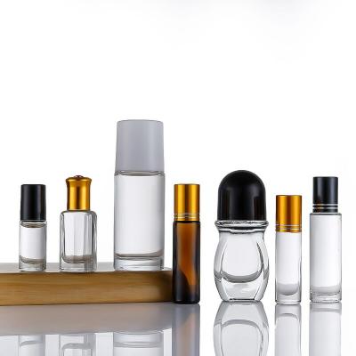 China Hot Empty Personal Care 30ml 50ml Deodorant Roll On Amber Perfume Bottle Essential Oil Glass Bottle for sale