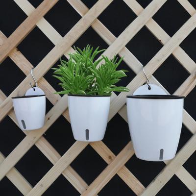 China Jardimhanging Automatic Watering Fence Hanging Pallet Planter Pots Vasos De BRICE Plant Pots Garden Supplies Flower Planter Fence Boxes Big Long for sale