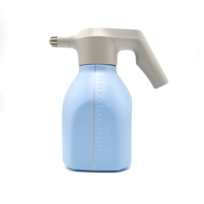 China Rechargeable Garden Watering Watering Can Low Price Plastic Spray Bottle 2L Electric Power Handheld Sprayer Customized 0.5 Gallon for sale