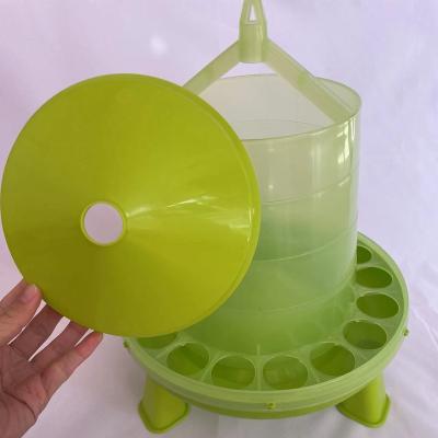 China Farms Equipment Animal Poultry Green 4kg Broiler Manual Chicken Feeder With Leg for sale