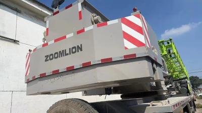 중국 2021 사용 된 Zoomlion 50t 트럭 크레인 / 모바일 크레인 ZTC500A552 웨이차이 엔진과 함께 좋은 가격으로 판매됩니다. 판매용