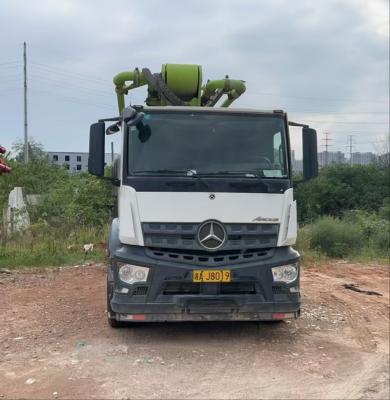 China 14990*2530*4000mm Green Concrete Pump Truck for Large-Scale Construction Projects for sale