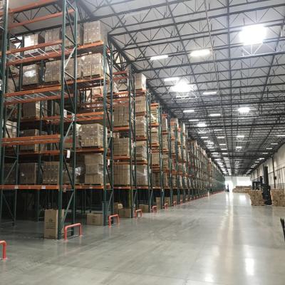 China Heavy Duty US Teardrop Steel Corrosion Protection Storage Manufacturing Equipment Selective Pallet Racking Te koop