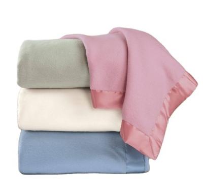 China 100% Polyester Anti-pilling Soft Warm Instant Edge Fleece Blanket for sale