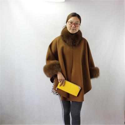 China Real cashmere woolen poncho anti-shrink double face wool cape with real fox fur collar for sale