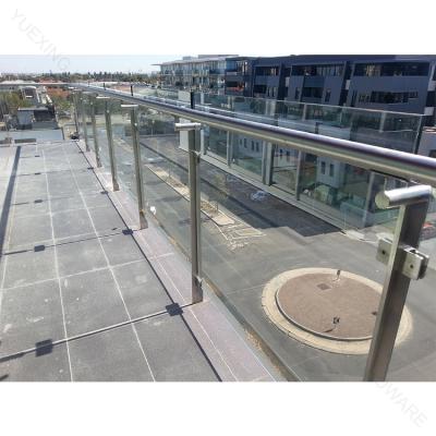 China 304 Stainless Steel Modern Glass Staircase Glass Railing for sale