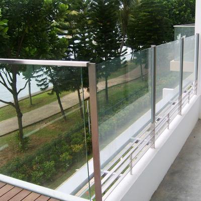 China Modern Exterior Glass Fence Steel Railing / Exterior Stairs Railing for sale