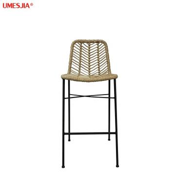 China Black Modern Indoor Outdoor Furniture Metal Bar Stool Bar Stool Black Chair With High Back Rattan Bar Chair for sale