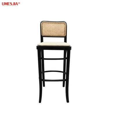 China Modern bar stool bar furniture Solidwood bar stool chair with high back rattan bar chair for sale