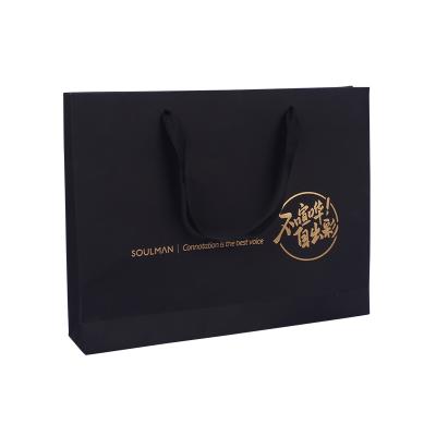 China Recyclable Custom Black Paper Gold Stamp Gift Shopping Bag With Handle for sale