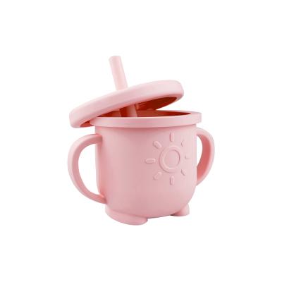 China BPA Free Professional Maker Portable Trainer Baby Silicon Sippy Cup With Straw for sale