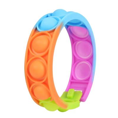 China Hot Selling Colorful Silicone Wristbands Merry Christmas Wristband Silicone Relaxation Bracelet Amazon Pop Toys Popsicle Gift for sale