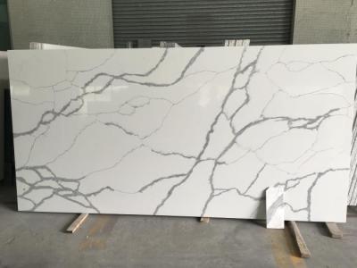 Китай Countertops кухни кварца Calacatta Вероны для домашних украшения/гостиницы проектируют продается