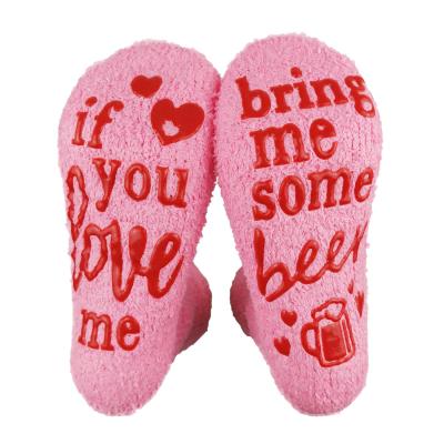 China QUICK DRY QUICK DRY Wine Printed Coral Pink Socks Girls Toughen Fleece Socks Women Thickening Soft Winter Warm Floor Socks for sale