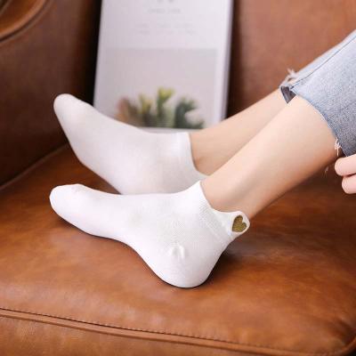 China 2020 QUICK DRY Women Spring Adult Sock New 4 Pairs Ankle Girls Cotton Color Novelty Women Cute Heart Shape Casual Funny Sock for sale