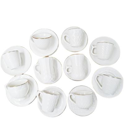 China Sustainable Wholesale Europe Style Porcelain Coffee Cup And Round Saucer With Gold Rim for sale