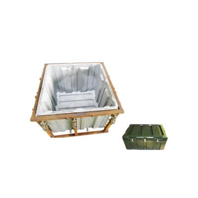 China Production plastic goods rolling box tool storage box mold military vehicles rotomolded mold zu verkaufen