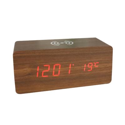 China Hot Selling Antique Style Wireless Phone Charging Time-Temperature Table Wake Up Wooden Alarm Clock for sale