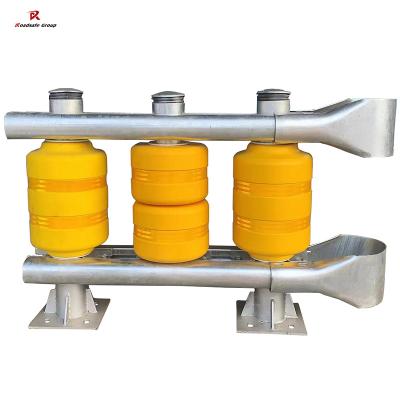 China Highway Traffic Safety EVA Buckets Movable Road Guardrail 500mm for sale