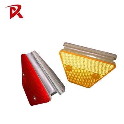 China Double Side Reflective Road Stud For Motorway Reflective Guardrail Delineator Highway Guardrail Reflector for sale