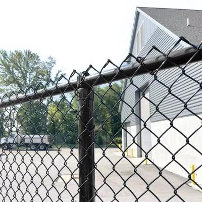 China Factory Wholesale Easily Assembled Steel Wire Mesh Fencing Chain Link Fence Cyclone Chain Fence for sale