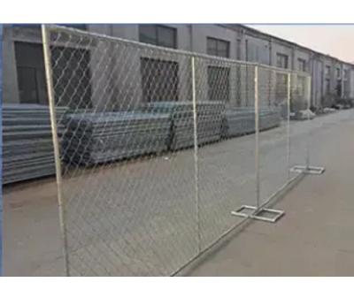 China Easily Assembled Wholesale Hot Dip Galvanized Rectangle Farm Wire Chain Link Fence Temporary Fence for sale