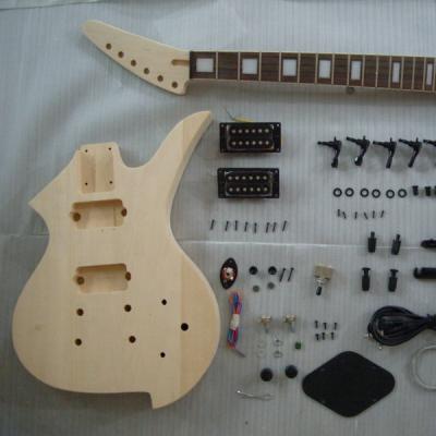 China Hot Selling Basswood SNGK 024 DIY Guitar Kit , Electric Guitar Kits for sale