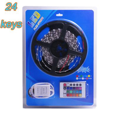 Chine Bande 5050 RVB, RGBW, blanc flexible de la bande RVB de la lumière 5050 LED de RGBWW 60LEDs/m, blanc chaud, rouge, bleu de DC12V 5M LED, vert à vendre