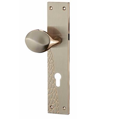 China Modern Handcrafted Classic Interior Door Handle 304 Stainless Steel Knobs Design for sale