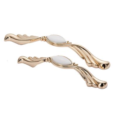 China Custom Cabinet Drawer Kitchen Cabinet Zinc Alloy Gold Ceramic Handle for sale