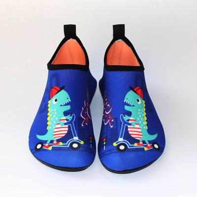 China Hot-selling Outdoor Women's Water Shoes Summer Lightweight Child Quick-Drying Beach Wading Shoes for sale