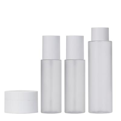 China Personal Cosmetics Skin Care Products Supplier 100-200ml Pet Skin Care Set Packaging Bottle Frosted Spray White Screw Plastic Lotion Bottle For Cosmetics for sale