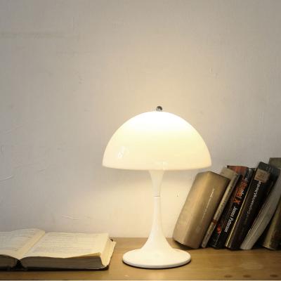 China Modern Asian Mushroom Table Lamp For Bedroom Night Light Home Decor Lighting LED Indoor Table Led Light For Living Room for sale