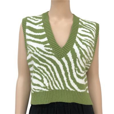 China Anti-Wrinkle Trending Hot Selling Fashion Women Street Wear Custom Green White Leopard Printing Sleeveless Sweater Vest for sale