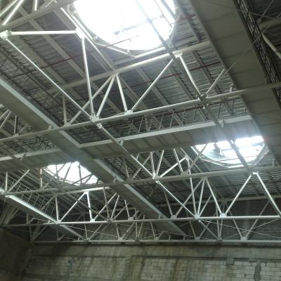 China Light Steel Prefab Design Steel Roof Trusses For Building Construction Te koop