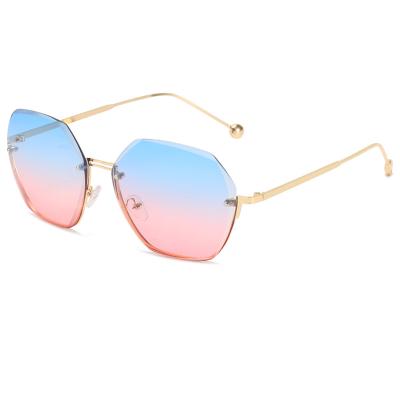 China Fashion Sunglasses Amazon Hot Sale Summer Rimless Polygon Frame UV400 Shades Gradient Women Sunglasses 2021 for sale