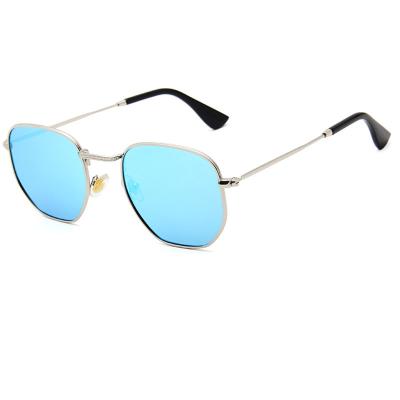 China Fashion Sunglasses 2021 Custom Women Fashion Polarized Sunglasses Brand Designer Wholesale Fashionable Classic Mirror Sunglasses for sale