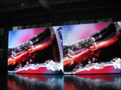 China Full Color Led Video Rental 3In1 SMD2121 Indoor Led Video Wall With 1000cd/Sqm for sale