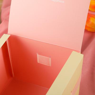 China Recycled Materials Creative Pink Cake Packaging Box Baking Cardboard Customized Melaleuca Foam Cut Cheese Pastry Boxes for sale