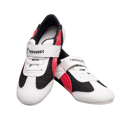 China Taekwondo Sneakers Competition Taekwondo Shoes Training Boxing Muttahida Majlis-e-Amal Genuine Leather Shoes for sale