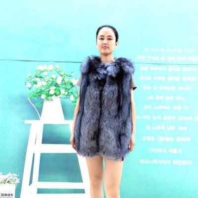 China 2019 Viable Women's; Fashion Sleeveless Real Fox Fur Vest Winter Coat Vest High Quality Warm 4 Row Waistcoat for sale