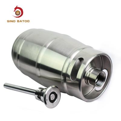 China Custom Logo 5 Litre Mini Beer Kegs , Stainless Steel 5L Ball Lock Beer Keg for sale